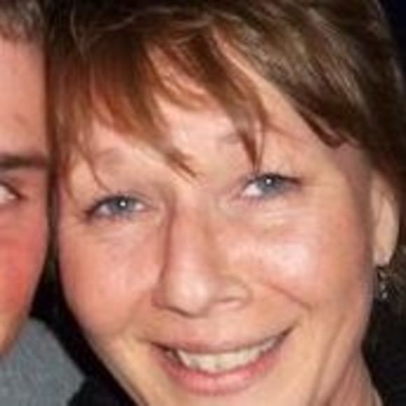 Meet your Posher, Debra - Picture 1 of 1